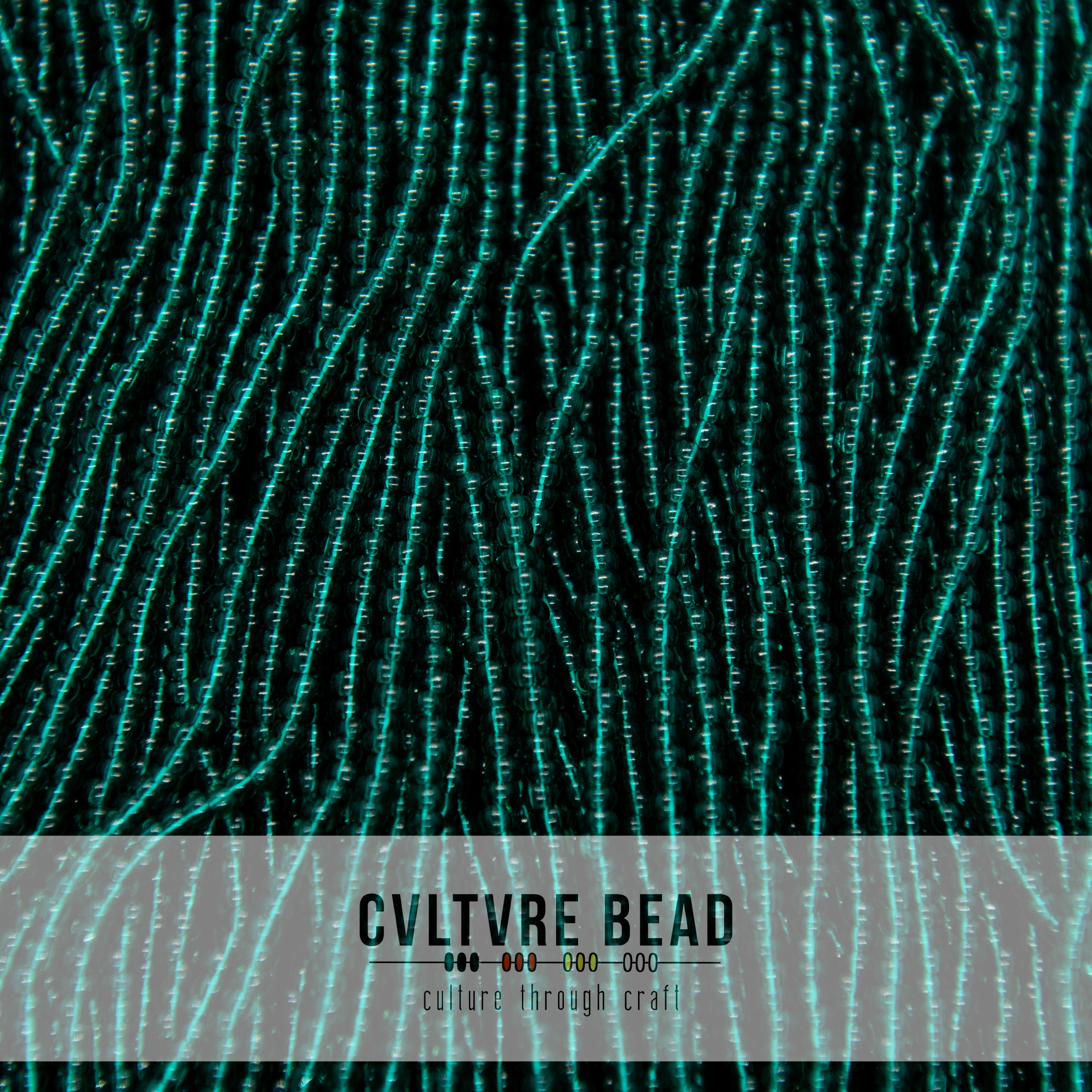 Czech Seed Bead 10/0 Blue Zircon - 1 Hank